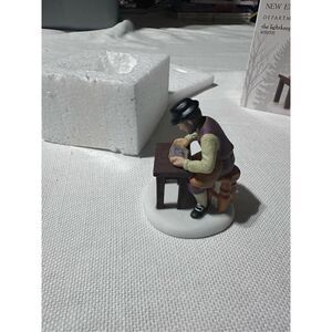 Department 56 New England Village The Light Keeper's Hobby